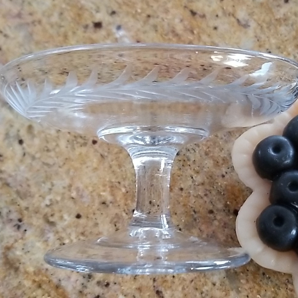 Strawberry & Blueberry Pie Candles & Glasses Set - Picture 4 of 14